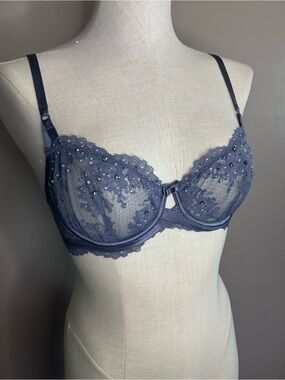 Victoria's Secret Embellished Lace Underwire Bra - Slate Blue 32D unlined